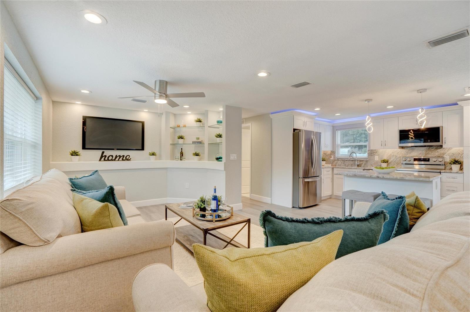 PLANTATION ESTATES UNIT 24 - Residential