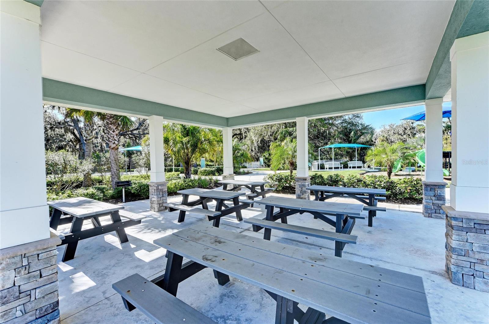 SILVERLEAF - Residential
