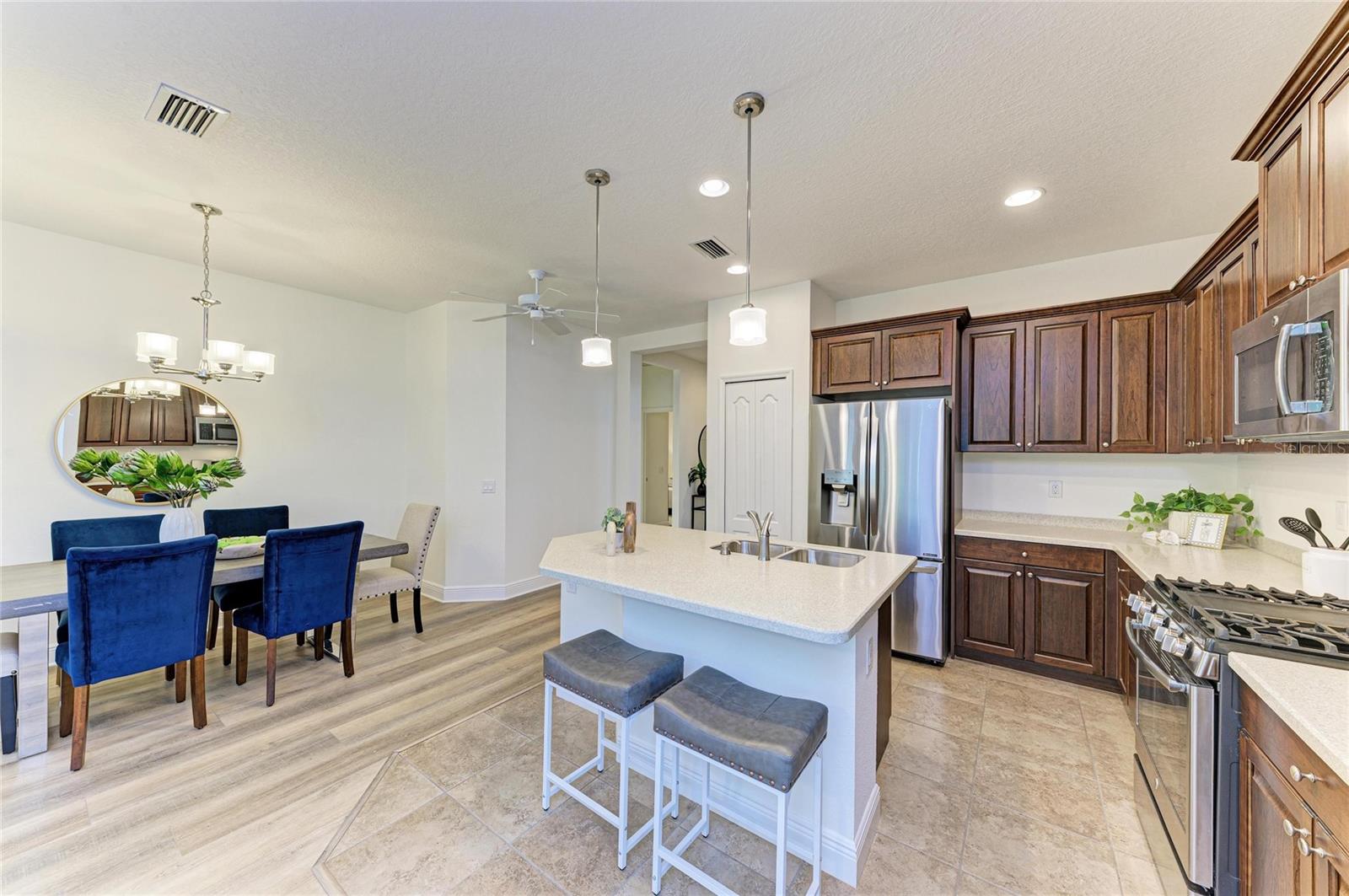 SILVERLEAF - Residential