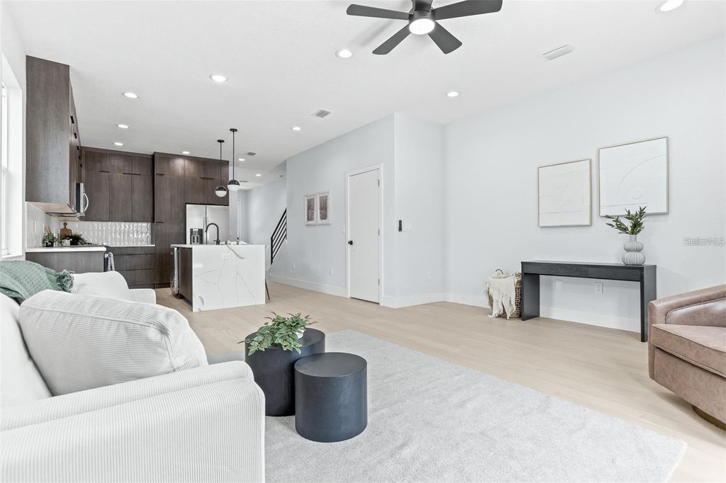 Photo of 2512 W Chestnut Street, Tampa, FL 33607 (MLS # TB8455980)