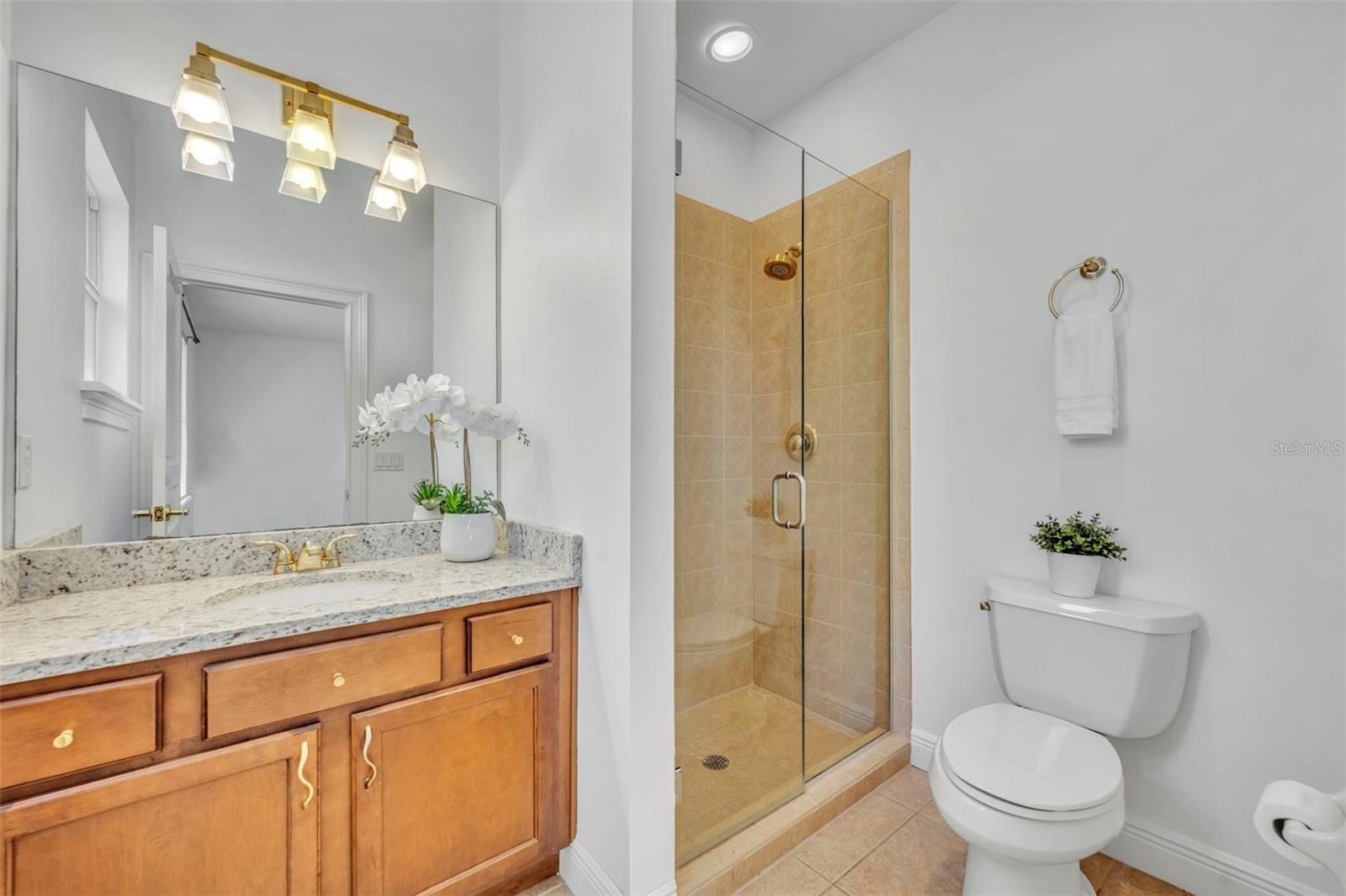 DIXIE TERRACE - Residential Lease