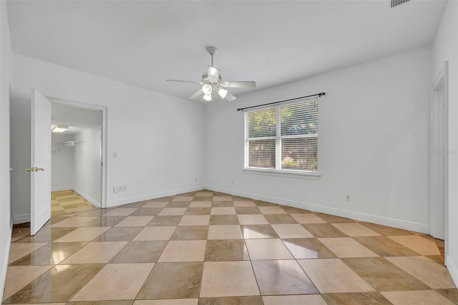 DIXIE TERRACE - Residential Lease