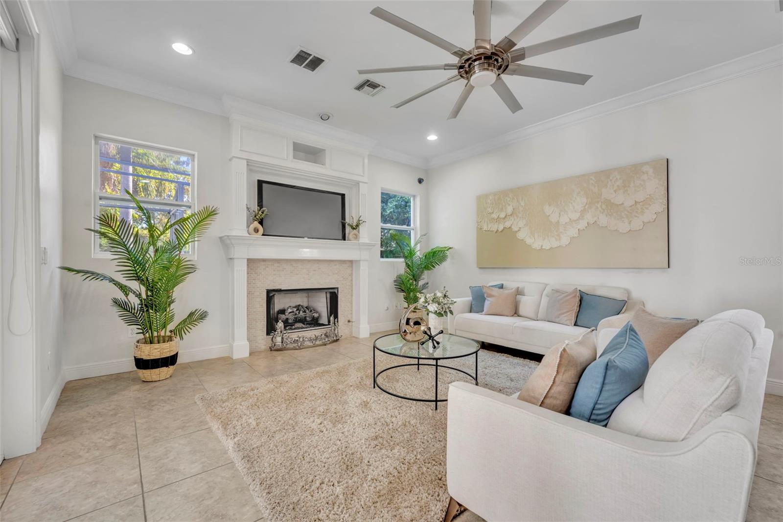 DIXIE TERRACE - Residential Lease