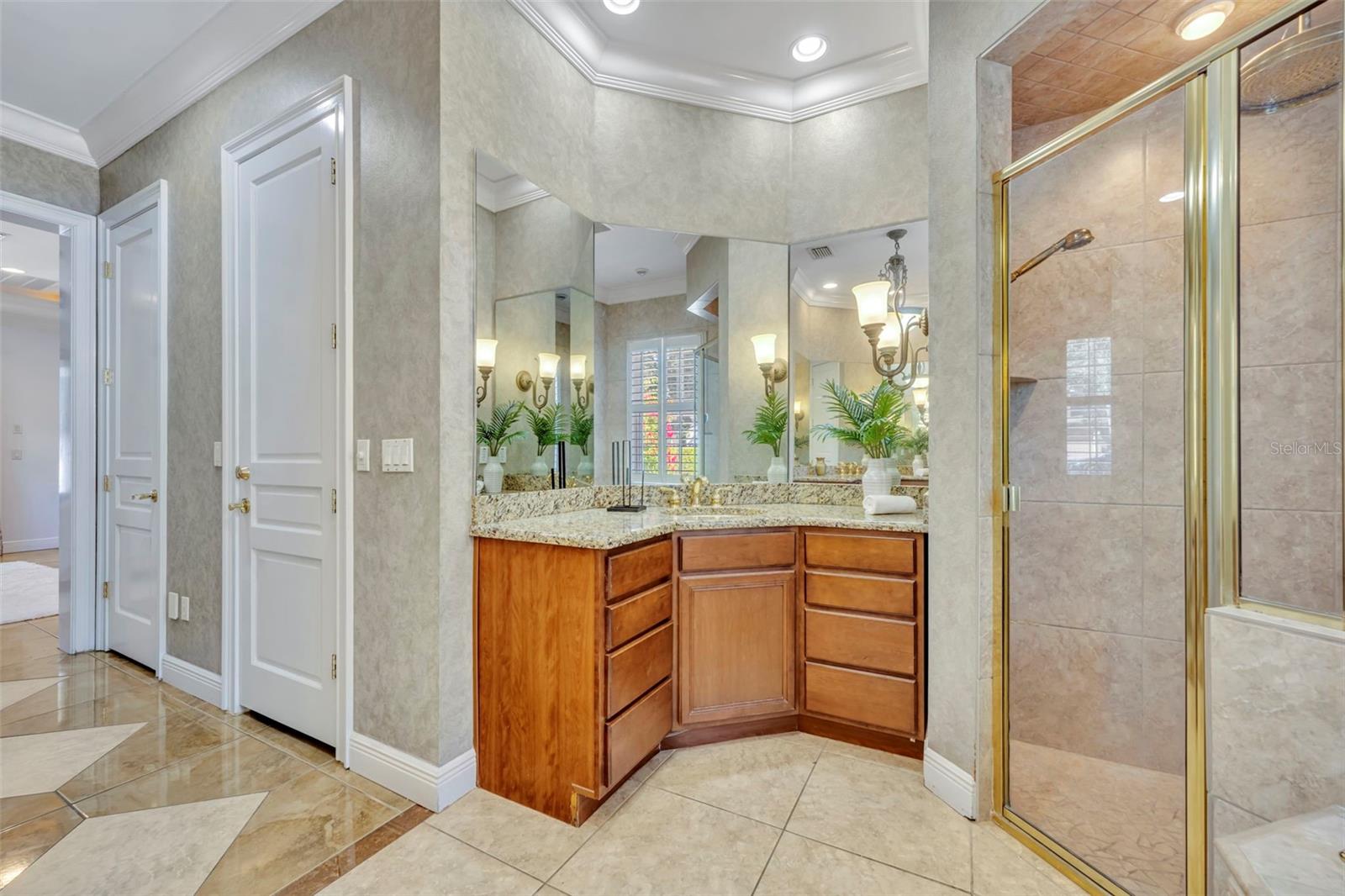 DIXIE TERRACE - Residential Lease