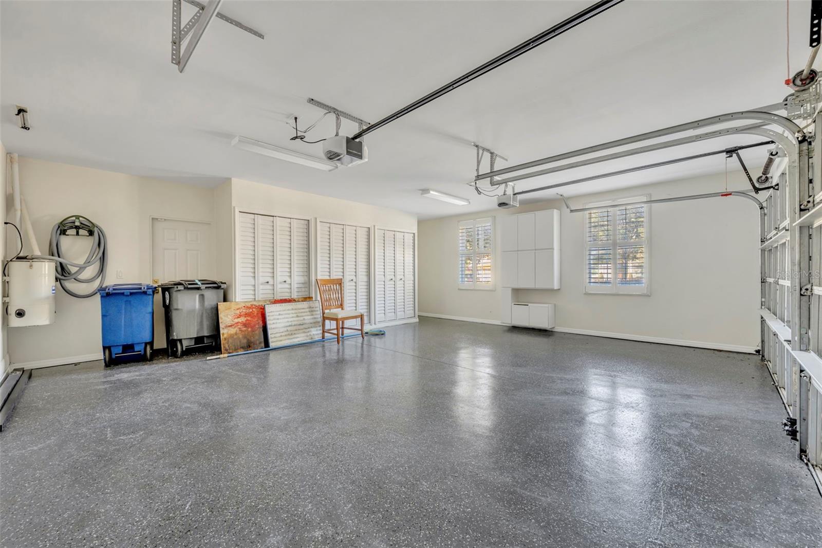 DIXIE TERRACE - Residential Lease