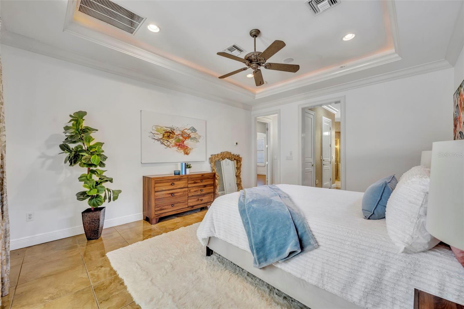 DIXIE TERRACE - Residential Lease