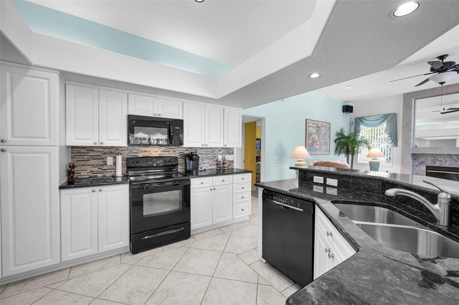 GLENWOOD GULF TRACE - Residential