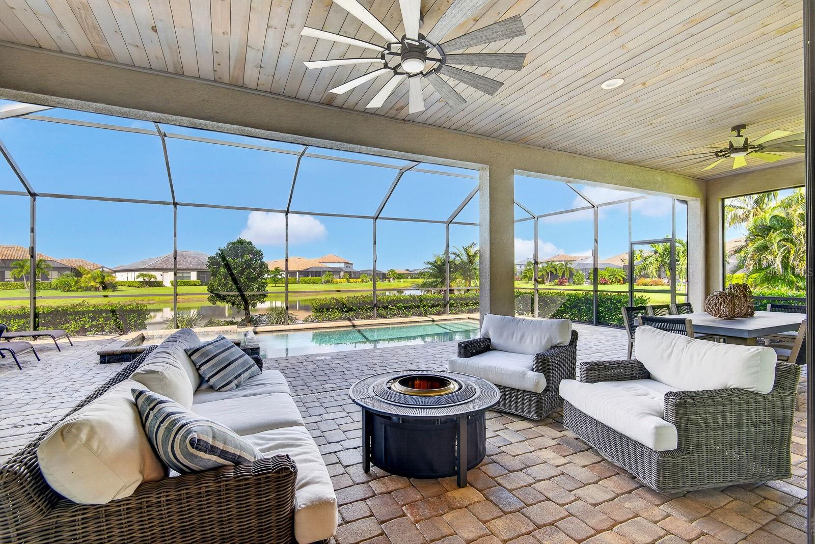 4914 LIGHTHOUSE BAY LANE, BRADENTON, FL, 34211 3 4914 LIGHTHOUSE BAY LANE