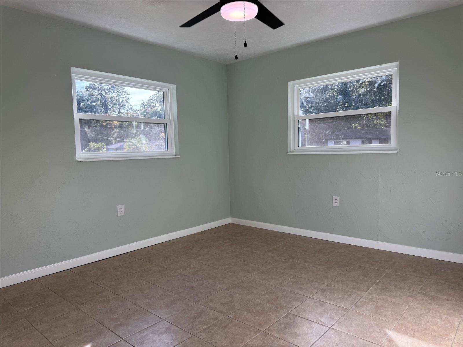 HILLTOP MANOR - Residential