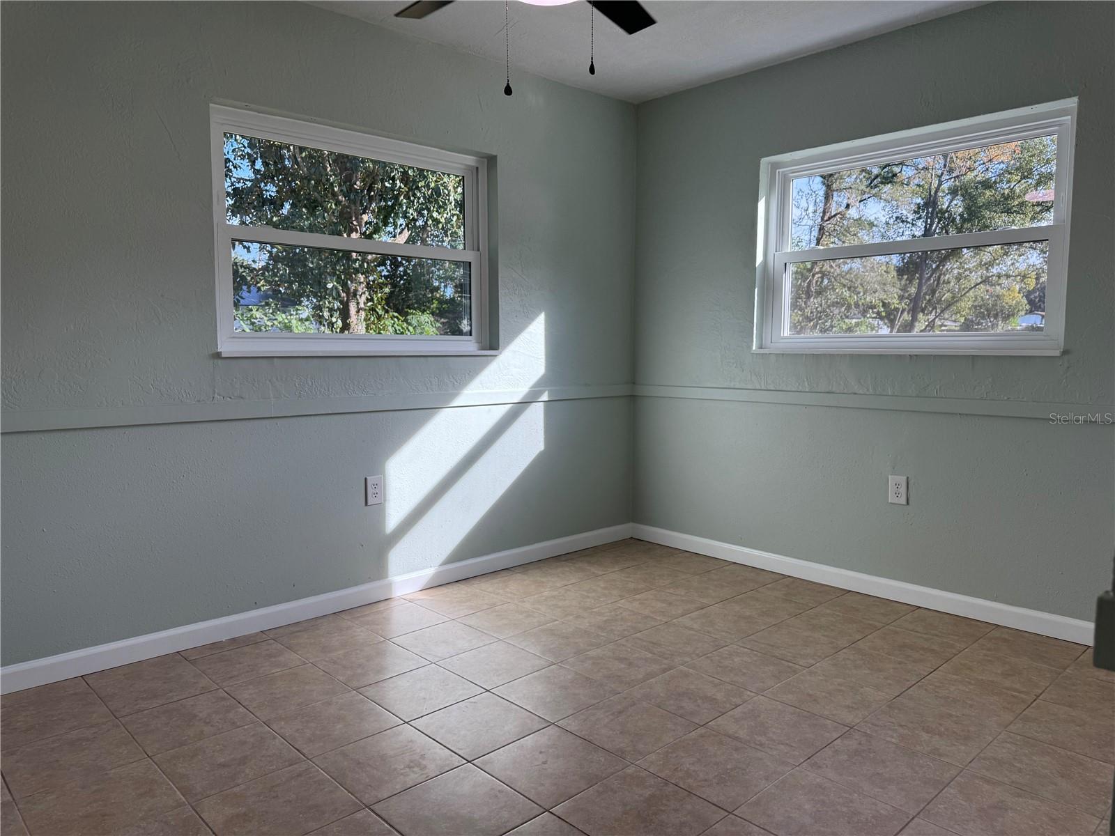 HILLTOP MANOR - Residential