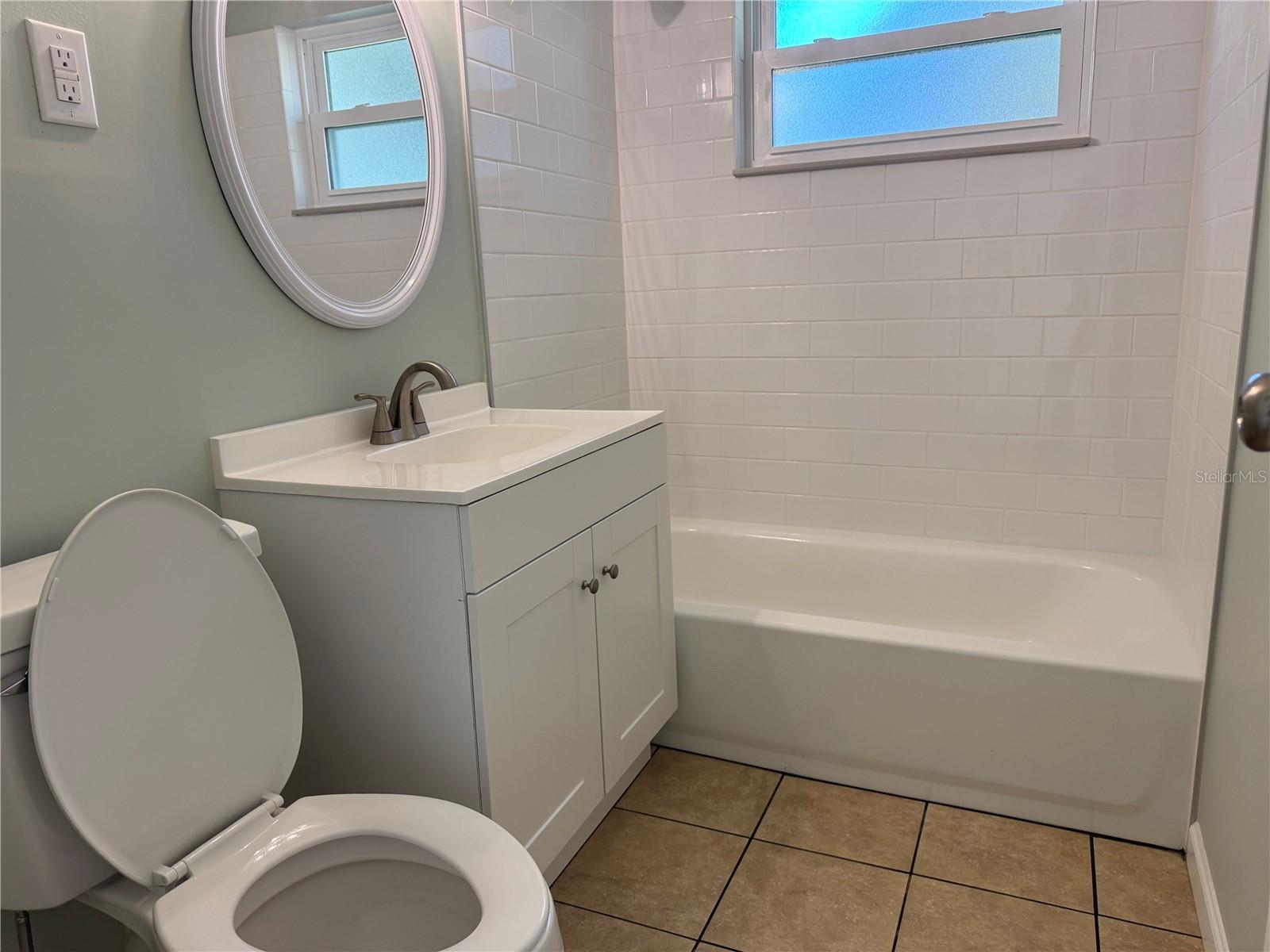 HILLTOP MANOR - Residential