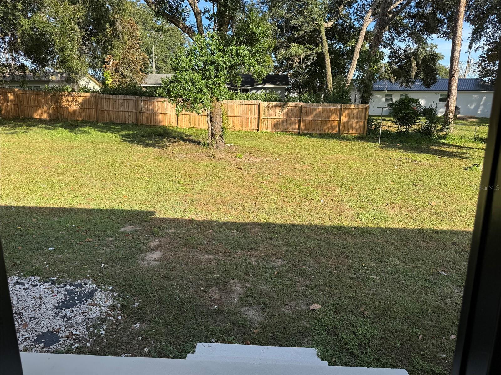 HILLTOP MANOR - Residential