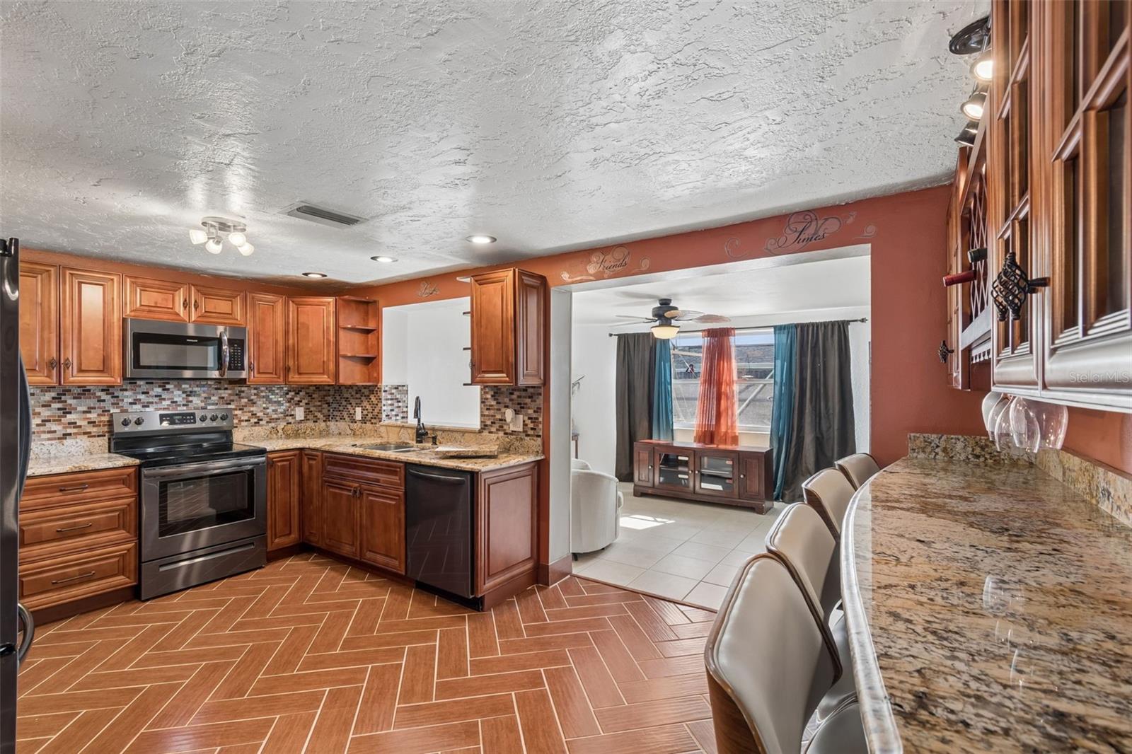 HOLIDAY HILL ESTATES - Residential