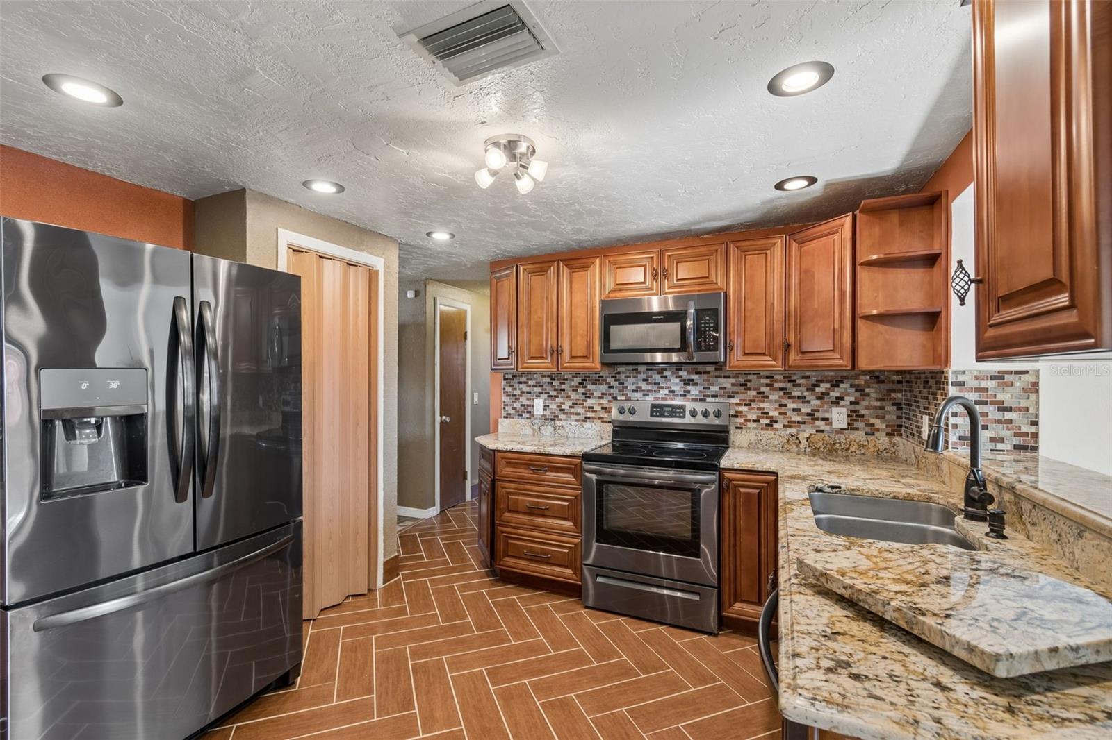 HOLIDAY HILL ESTATES - Residential