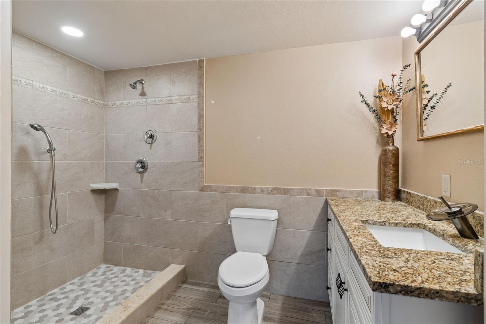 HOLIDAY HILL ESTATES - Residential