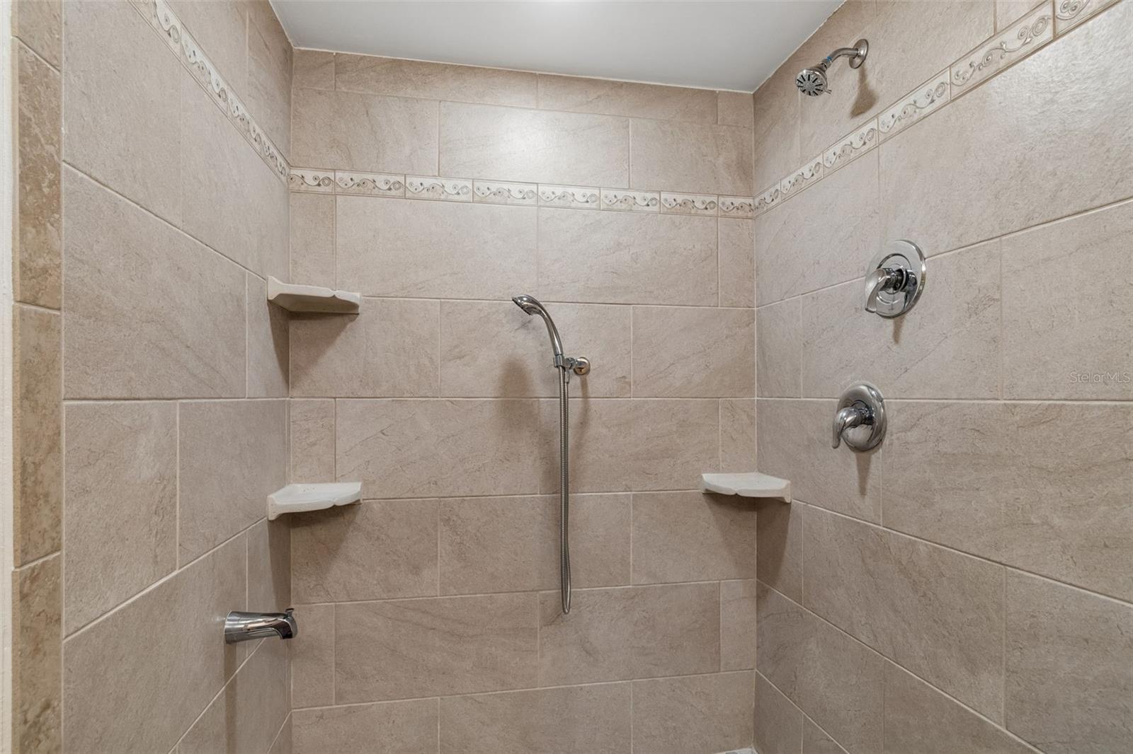 HOLIDAY HILL ESTATES - Residential