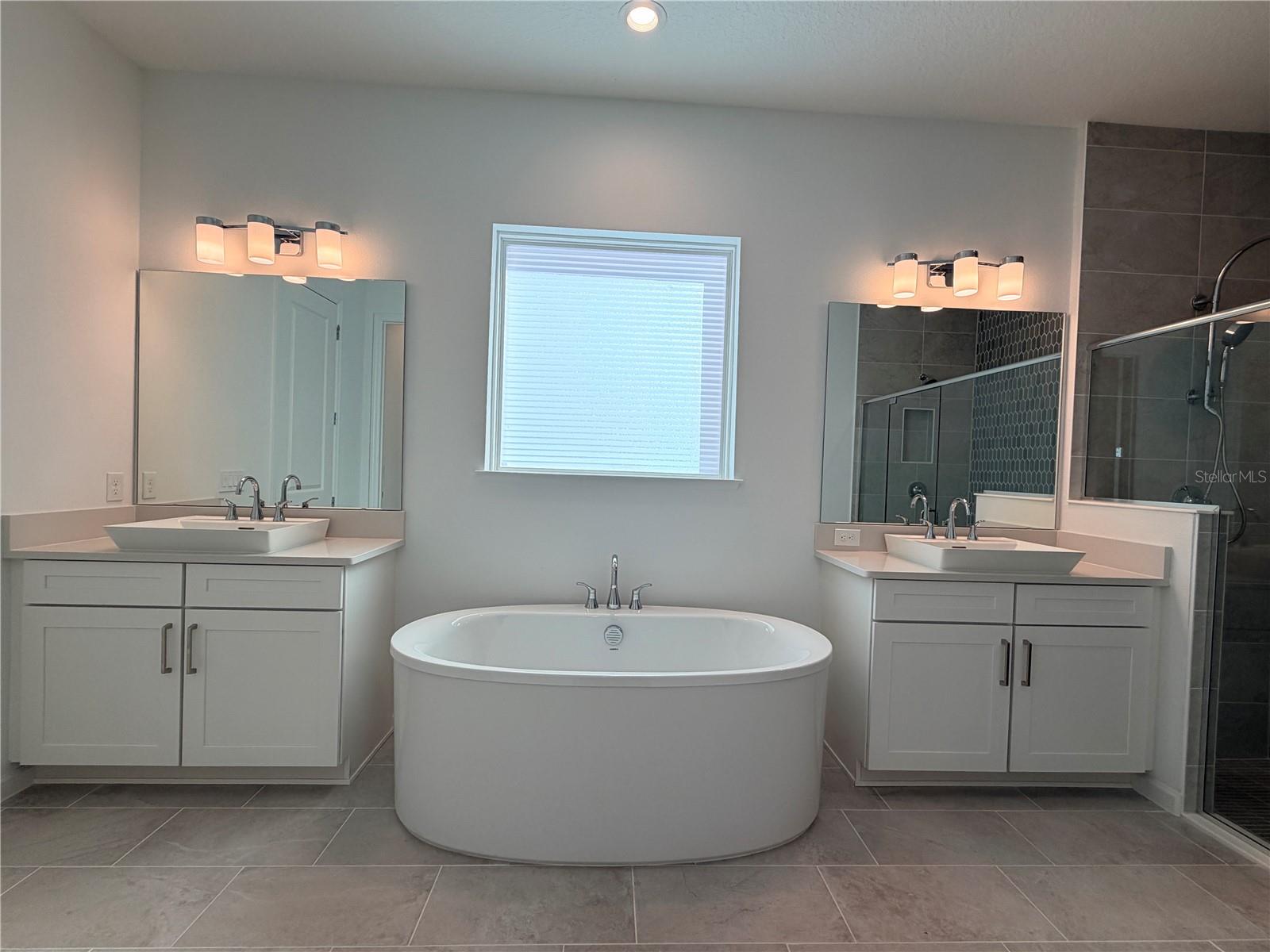 WESTHAVEN/OVATION - Residential Lease