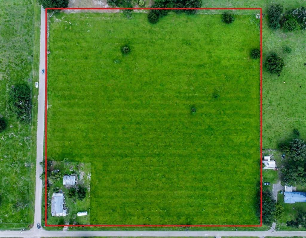 Photo of 3984 Dixiana Drive, Bowling Green, FL 33834 (MLS # TB8540479)