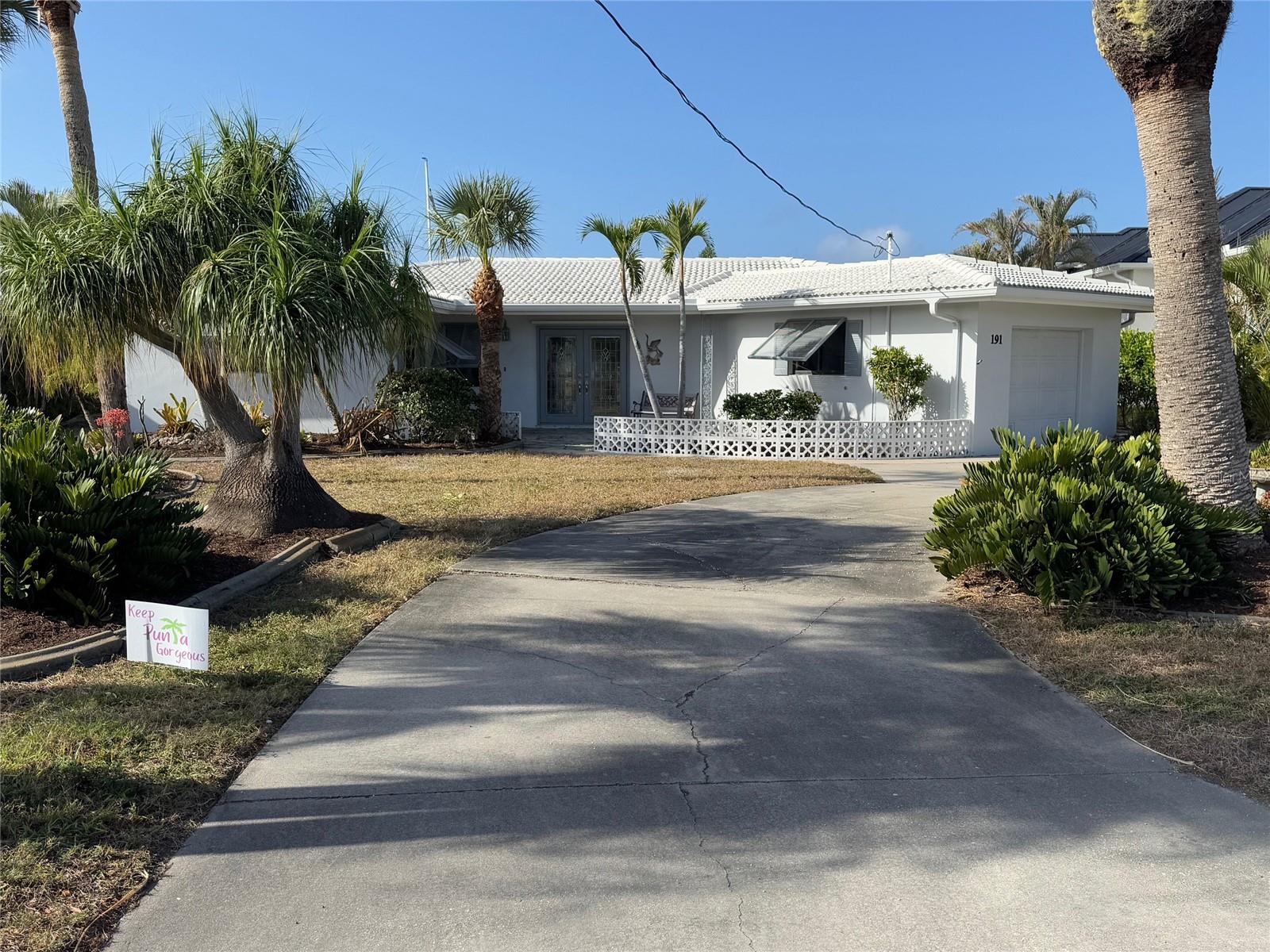 PUNTA GORDA ISLES SEC 01 - Land