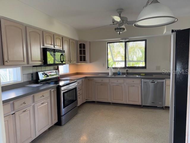 PUNTA GORDA ISLES SEC 01 - Land