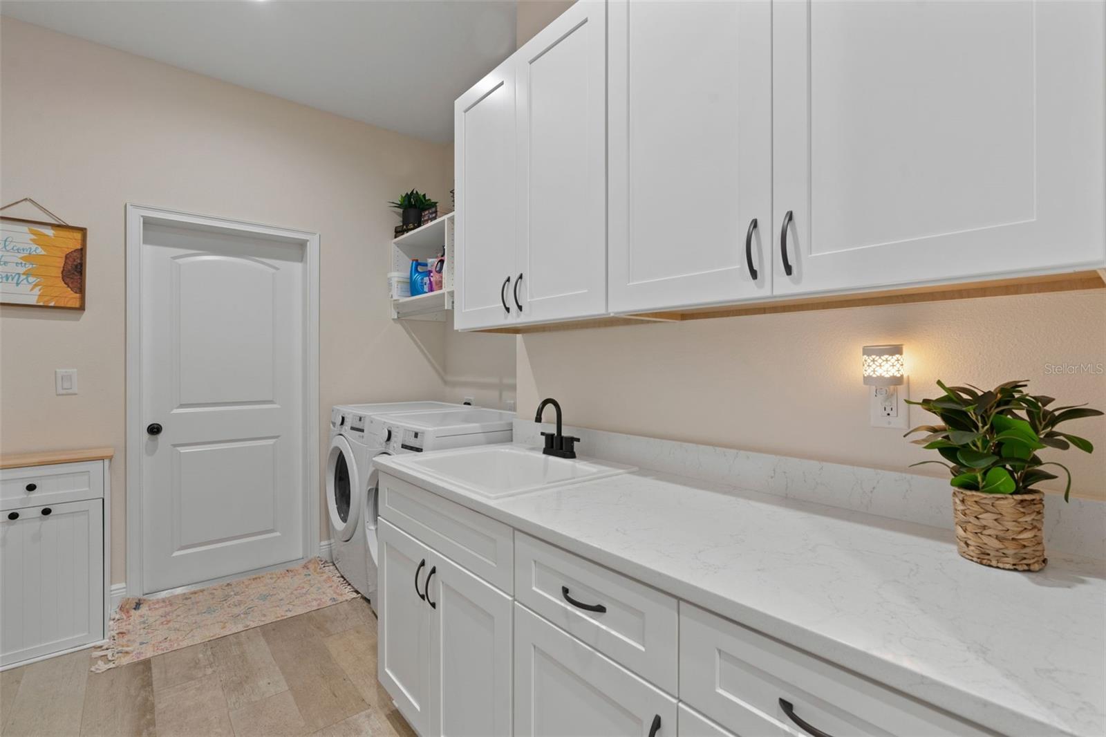 PINE RIDGE UNIT 03 - Residential