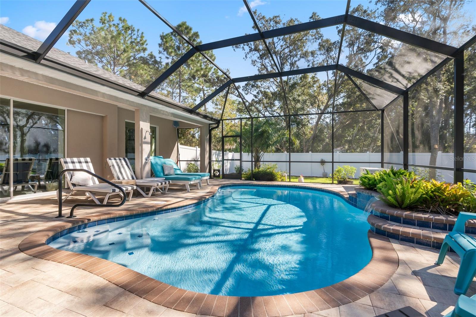 PINE RIDGE UNIT 03 - Residential