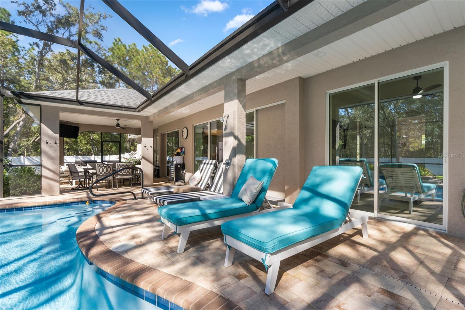 PINE RIDGE UNIT 03 - Residential