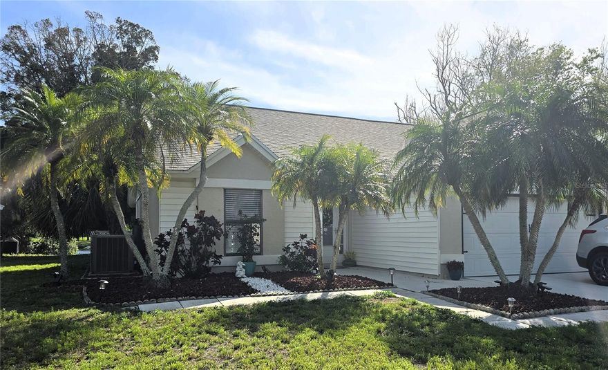 Great place to relax by the pool and enjoy the pond views. This turnkey rental is perfect for getting your Florida Vibe on. Cozy home has everything you need. Near stores and restaurants and straight shot to Anna Maria Island via St Rd 64. Community offers heated pool, pickle ball courts and park with gazebo and picnic tables near the Braden River. Available July 1 to Dec 31st for off season. Jan 1 to June for season at $3500 a month. Yearly rental may be considered.