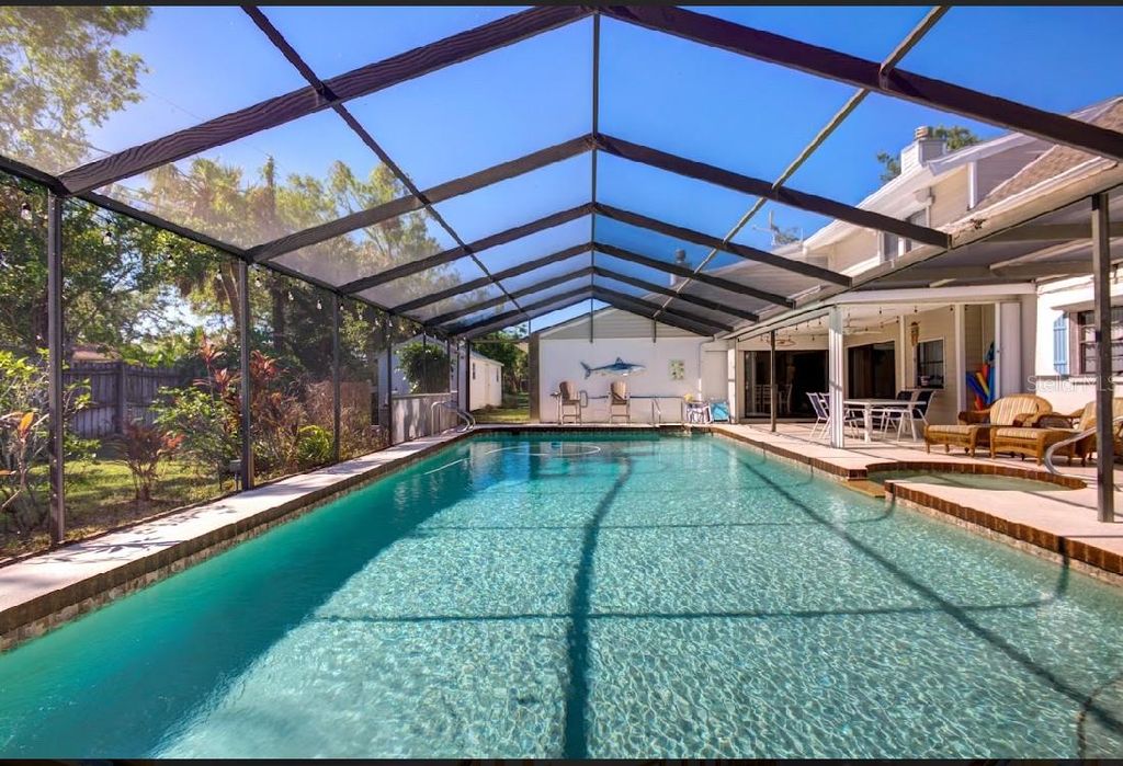 Photo of 2932 Lexington Street, Sarasota, FL 34231 (MLS # O6398108)