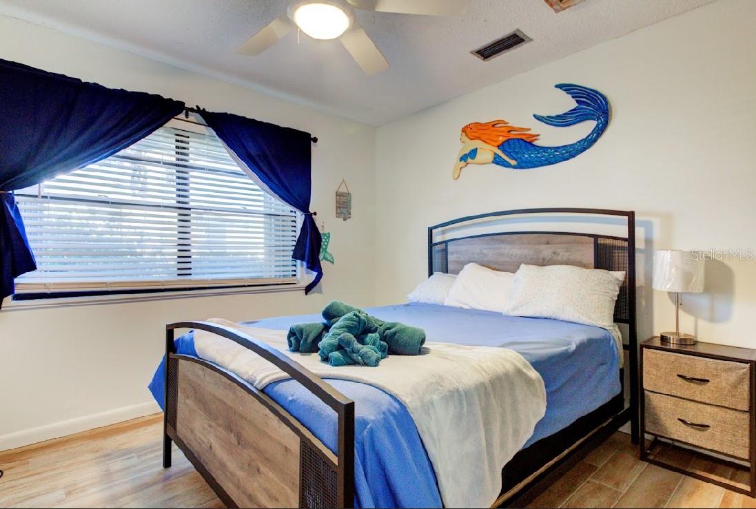 COLONIAL TERRACE - Residential