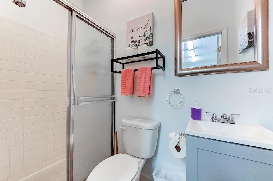 COLONIAL TERRACE - Residential