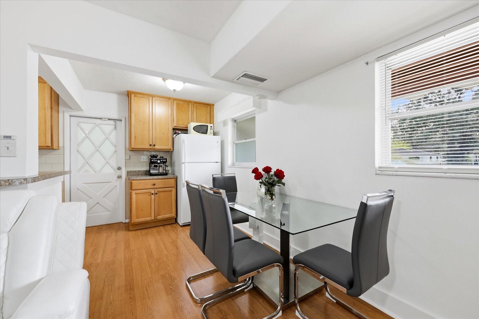 SENECA SUB - Residential