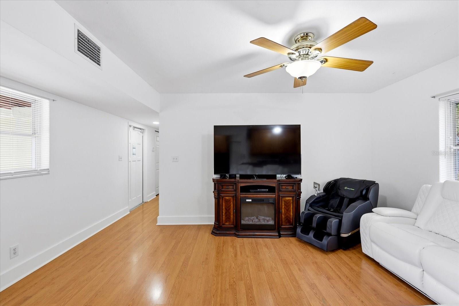 SENECA SUB - Residential