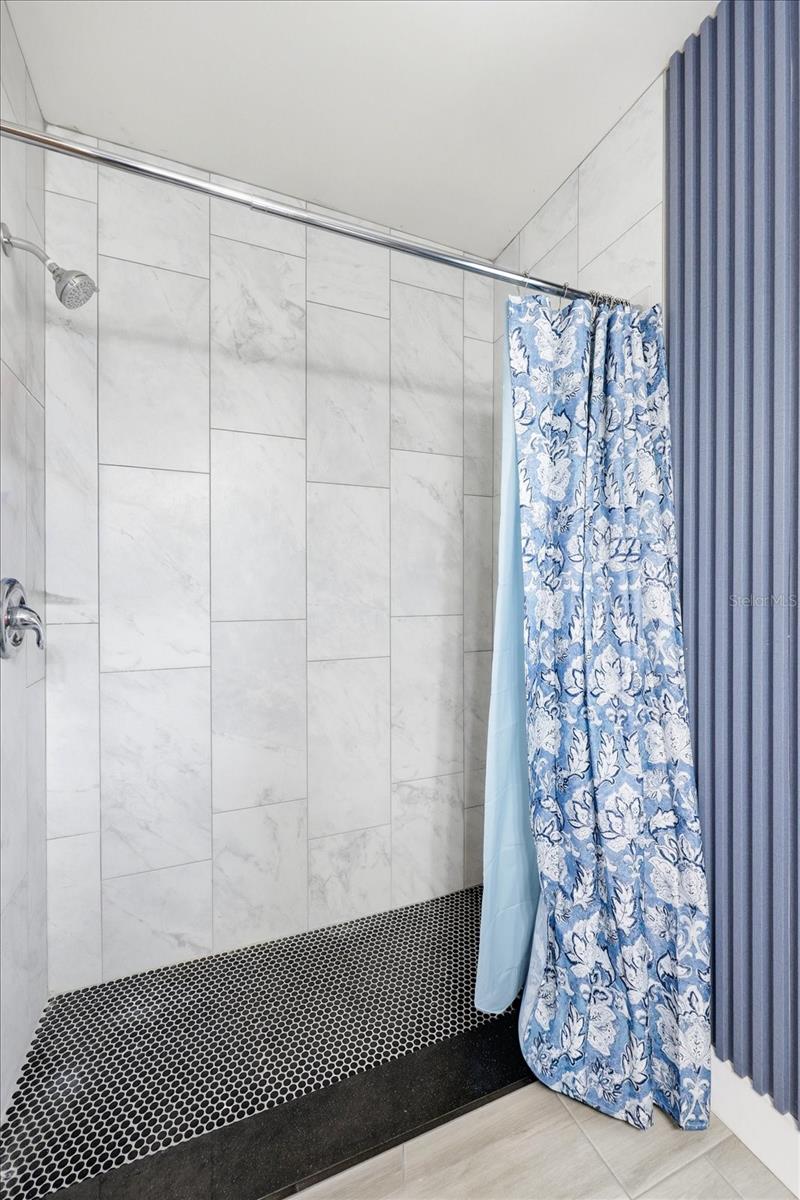 SENECA SUB - Residential