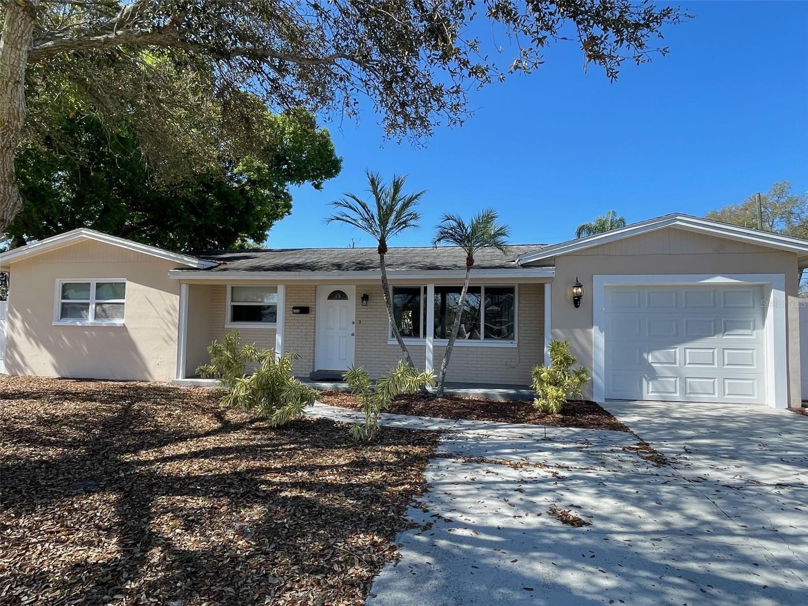 FAIRVIEW ESTATES - Residential