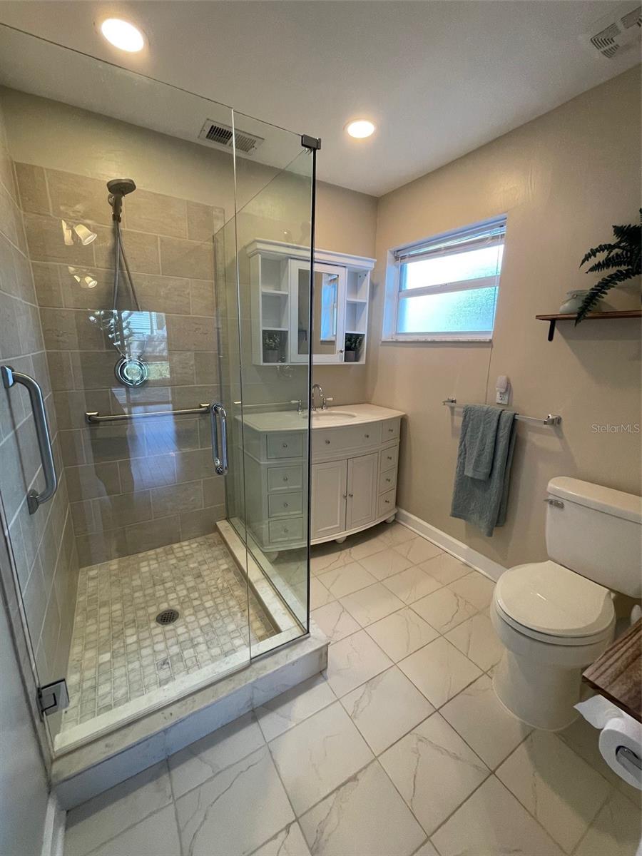 FAIRVIEW ESTATES - Residential