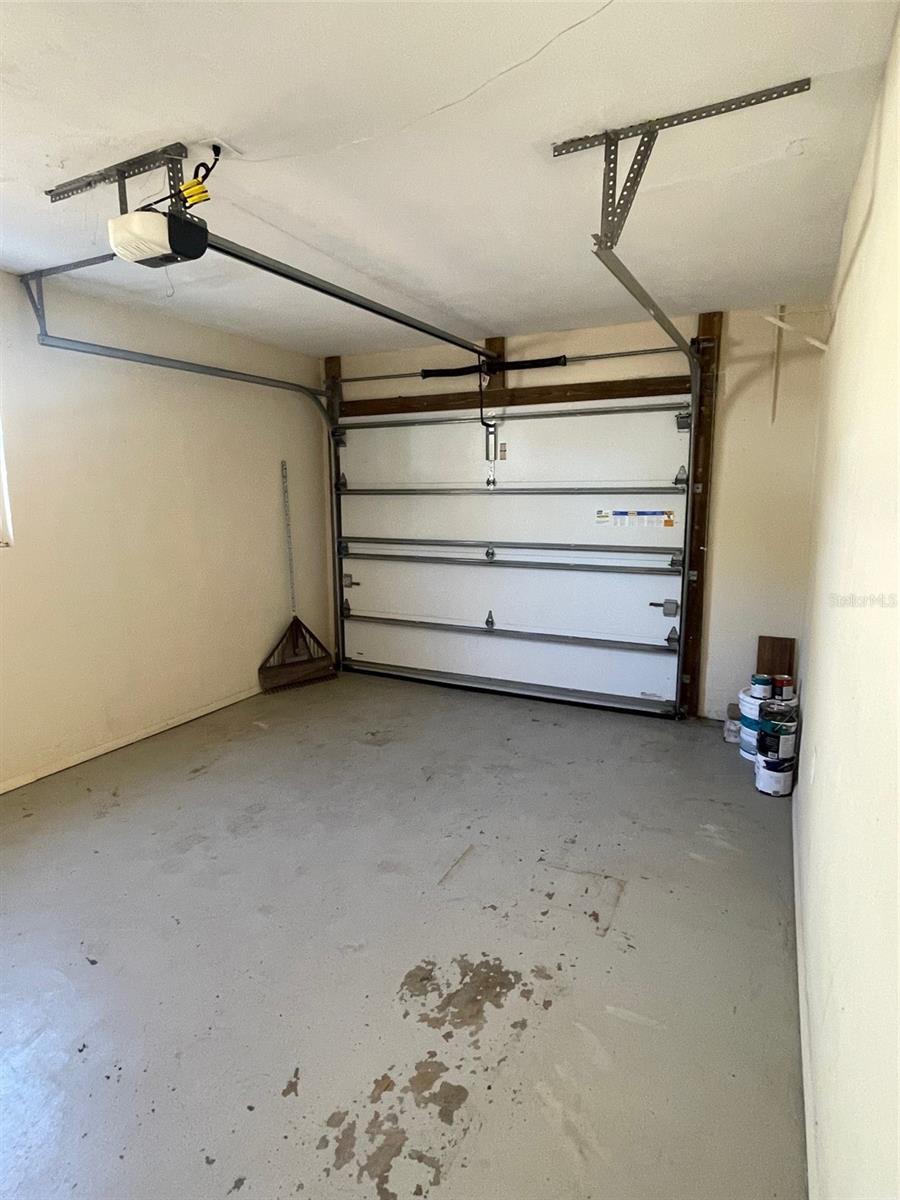 FAIRVIEW ESTATES - Residential