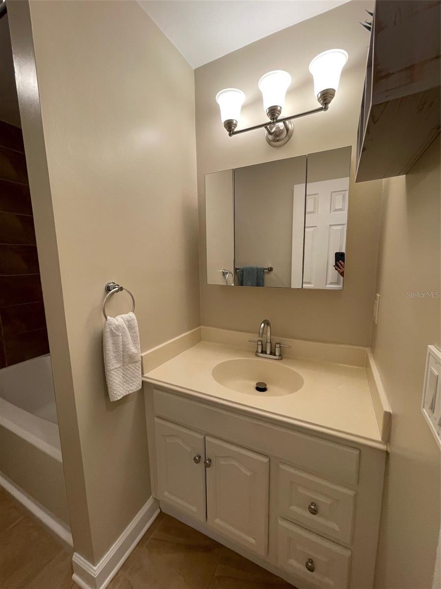 FAIRVIEW ESTATES - Residential