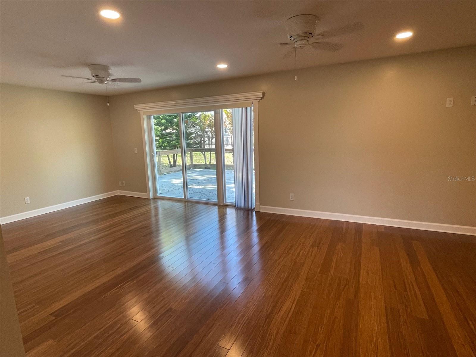 FAIRVIEW ESTATES - Residential