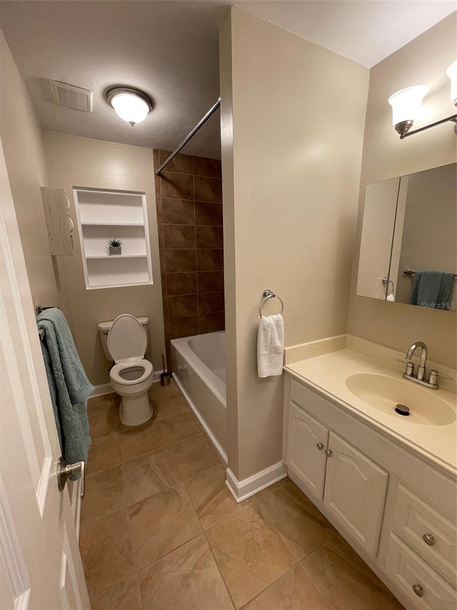 FAIRVIEW ESTATES - Residential