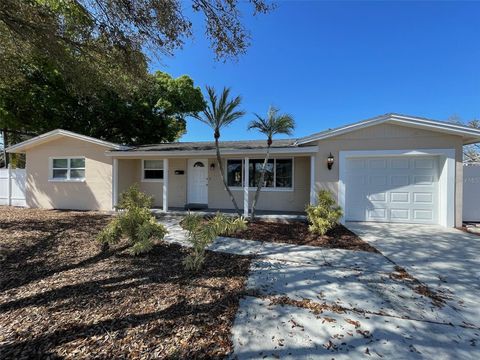 Photo of 6556 27th Street N, St Petersburg, FL 33702 (MLS # TB8481947)