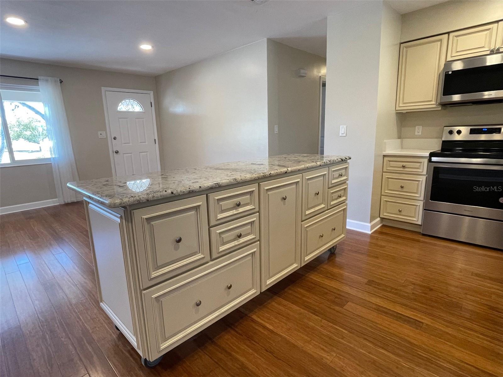 FAIRVIEW ESTATES - Residential