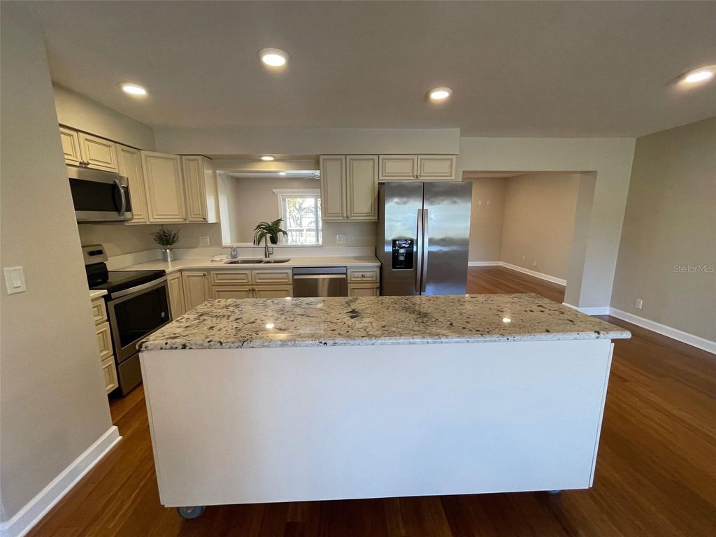 Photo of 6556 27th Street N, St Petersburg, FL 33702 (MLS # TB8481947)