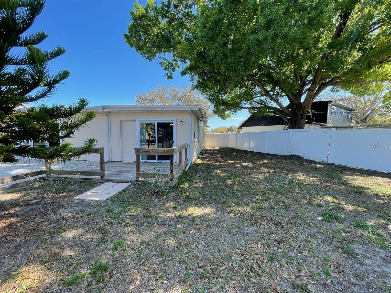 FAIRVIEW ESTATES - Residential