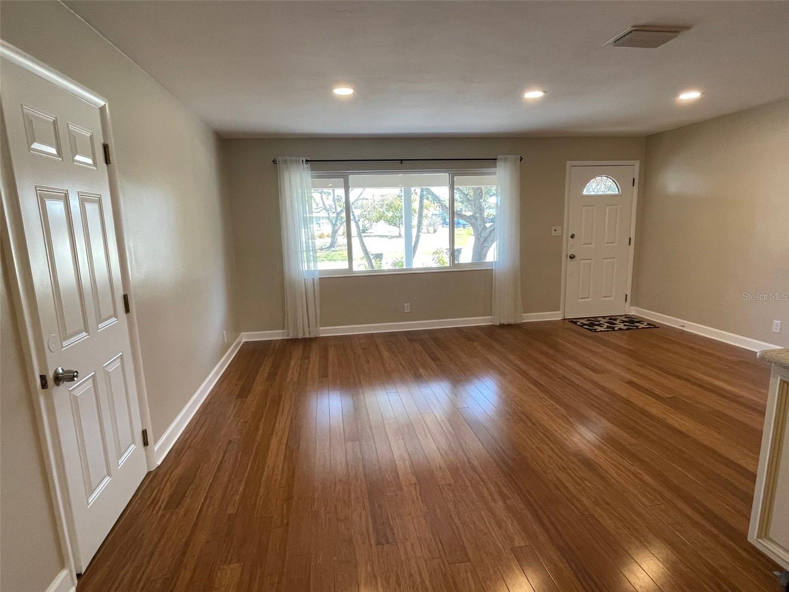 FAIRVIEW ESTATES - Residential