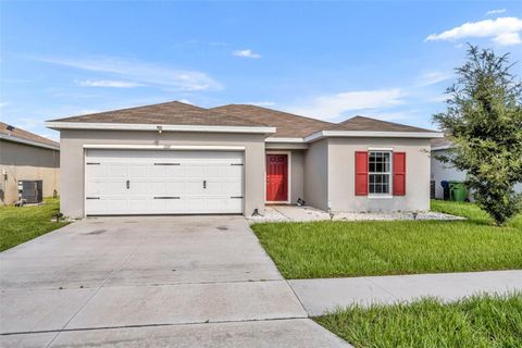 A home in WINTER HAVEN