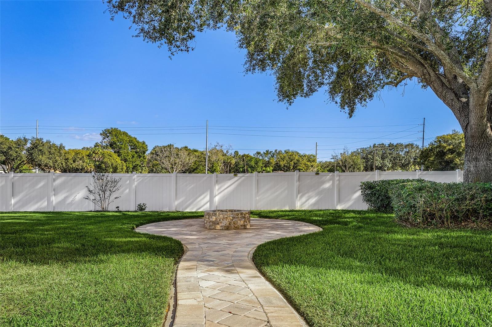 DUNCAN GROVES - Residential