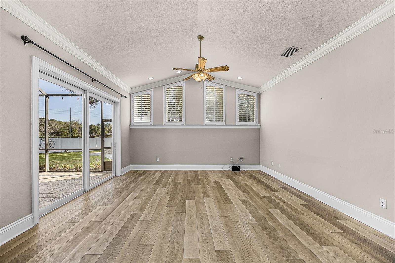 DUNCAN GROVES - Residential