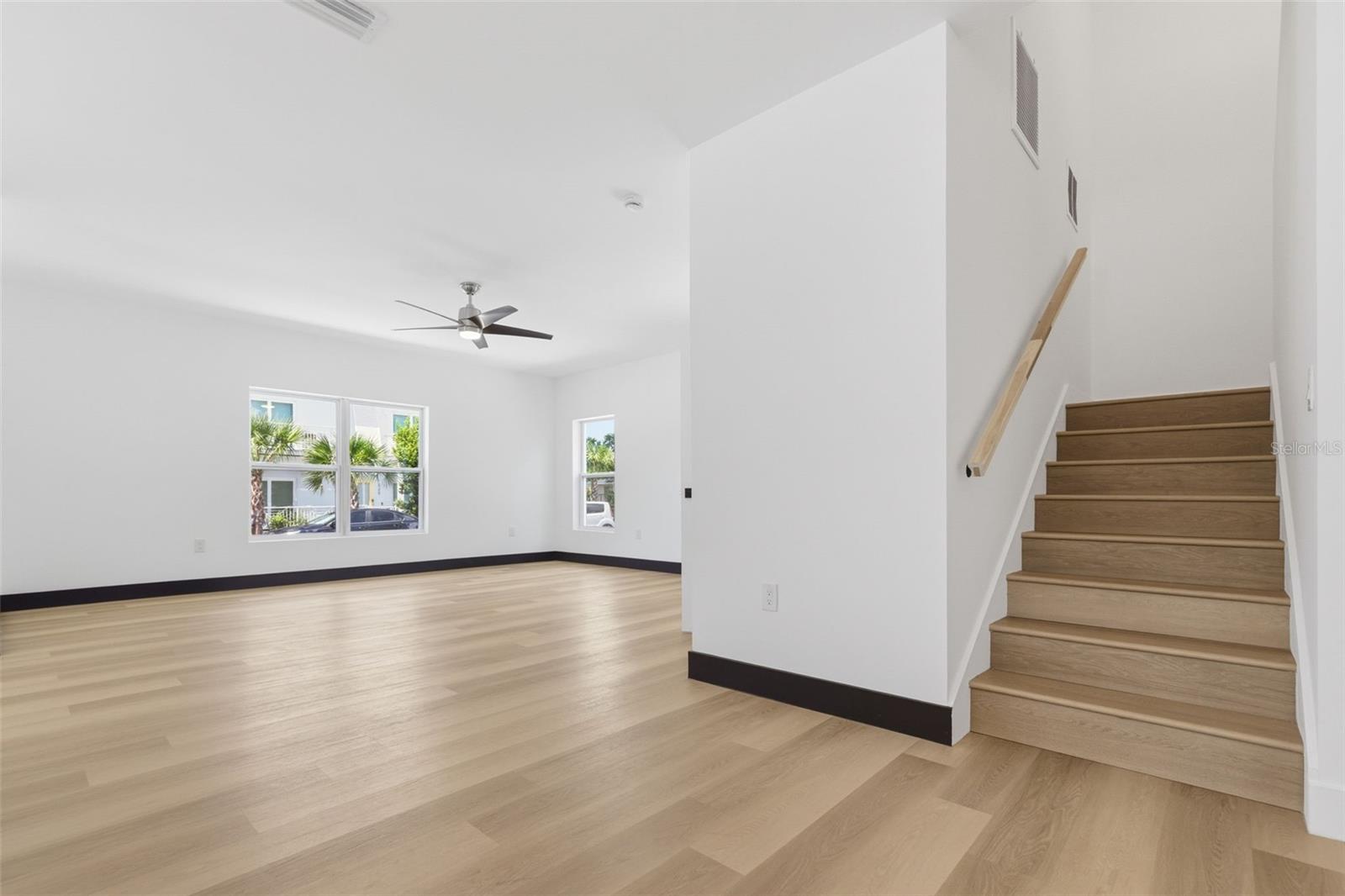 NEBRASKA PLACE - Residential