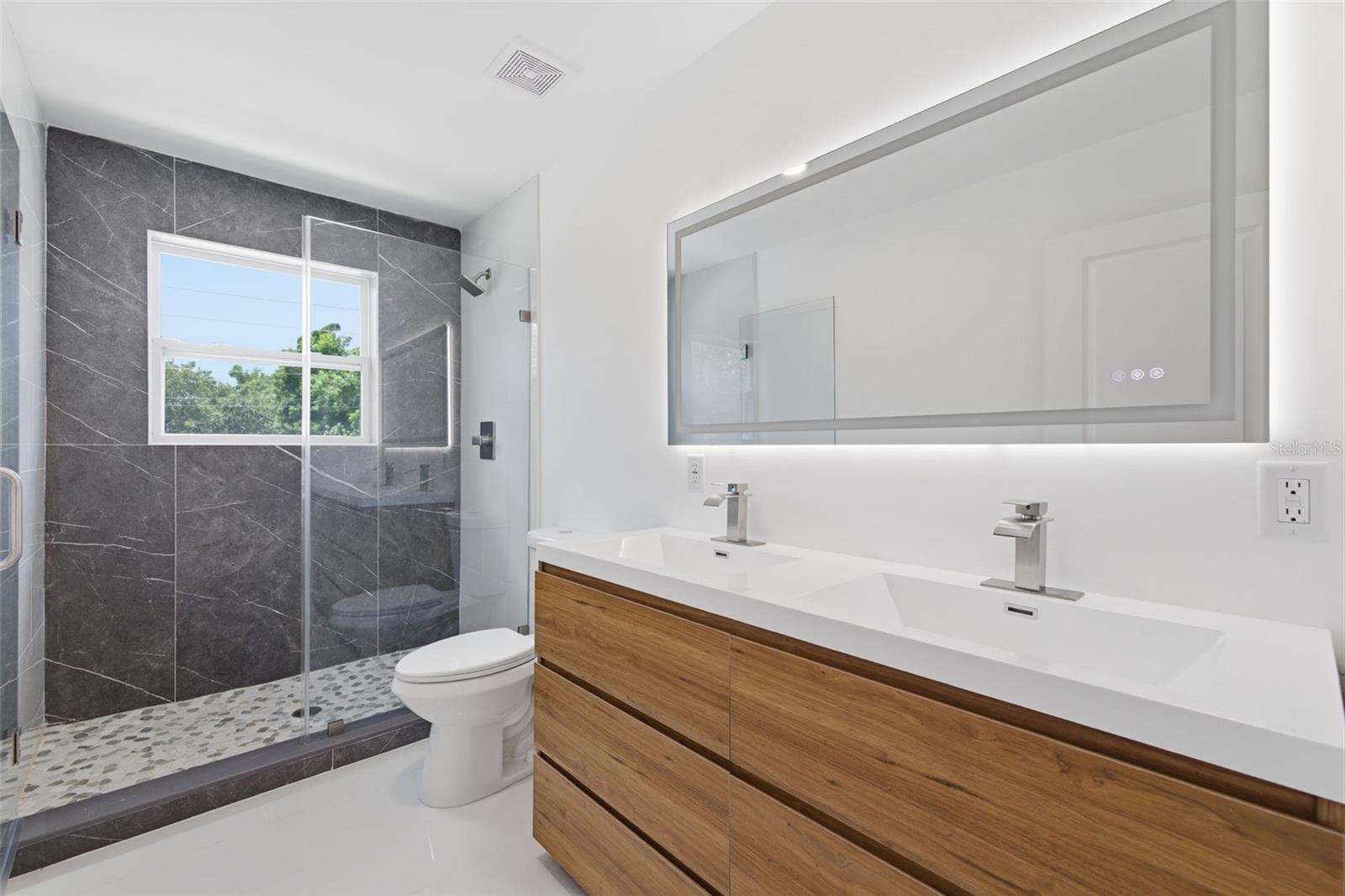 NEBRASKA PLACE - Residential
